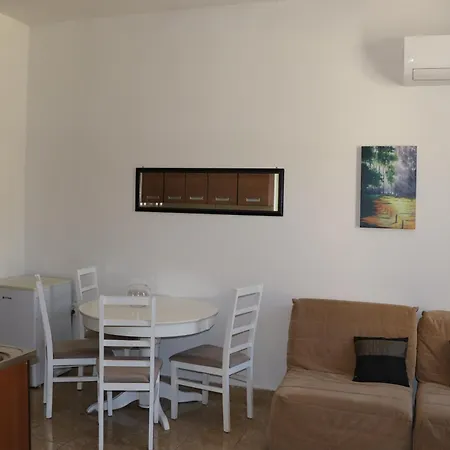 Park 2 Apartment